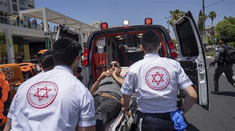 Palestinian attacker wounds 8 in Tel Aviv as Netanyahu signals West Bank operation is winding down
